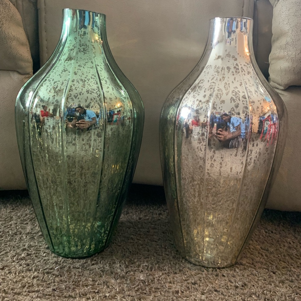 Elegant Green and Silver Glass Vases set
